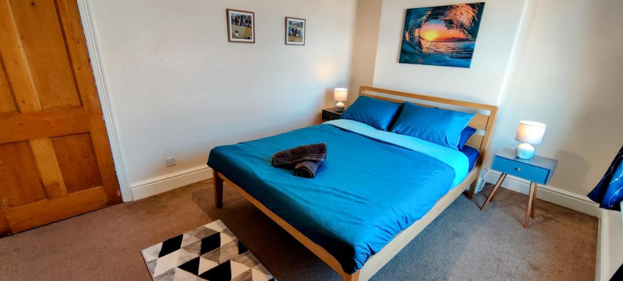 Rhubarb Terrace On The Coast - Sleeps 1-6 Villa Colwyn Bay Exteriör bild