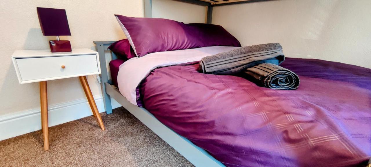 Rhubarb Terrace On The Coast - Sleeps 1-6 Villa Colwyn Bay Exteriör bild